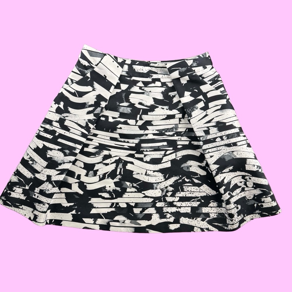 Kenzo Black and White A-Line Mini Skirt